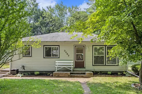 3062 Brookmont Dr, Kalamazoo, MI 49004