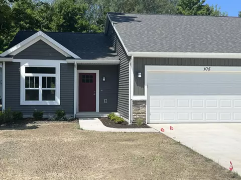 105 Creek Dr, Hart, MI 49420