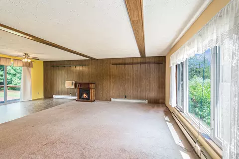 11086 W Washington Rd, Sumner, MI 48889 photo 4