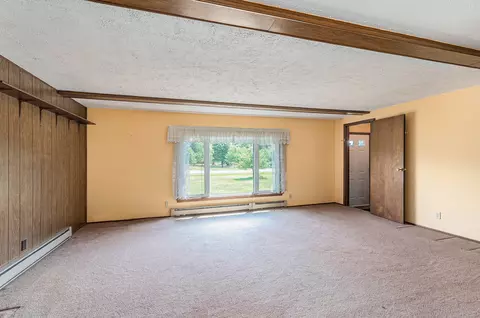 11086 W Washington Rd, Sumner, MI 48889 photo 5