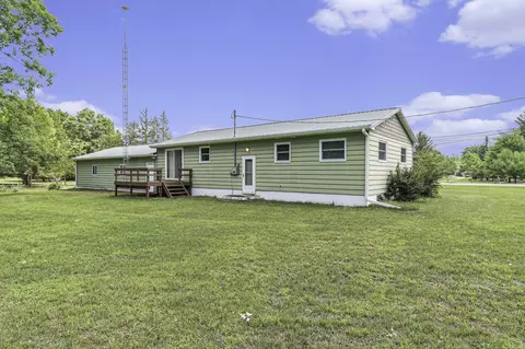 11086 W Washington Rd, Sumner, MI 48889 photo 22