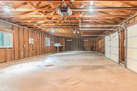 11086 W Washington Rd, Sumner, MI 48889 photo 19