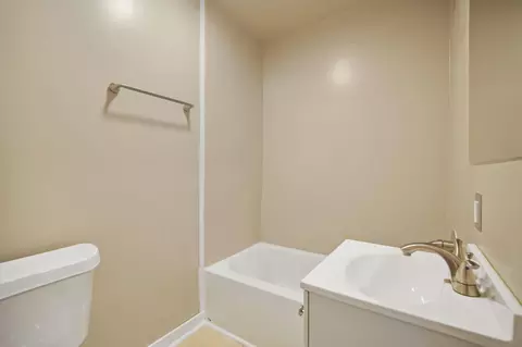 745 W High St, Jackson, MI 49203 photo 19