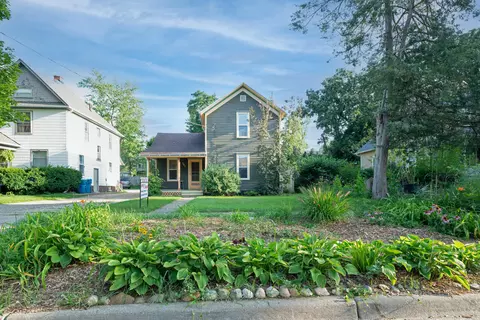 727 Forest St, Kalamazoo, MI 49008