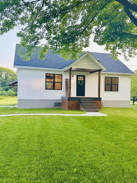W5377 Elmwood Road, Menominee, MI 49858