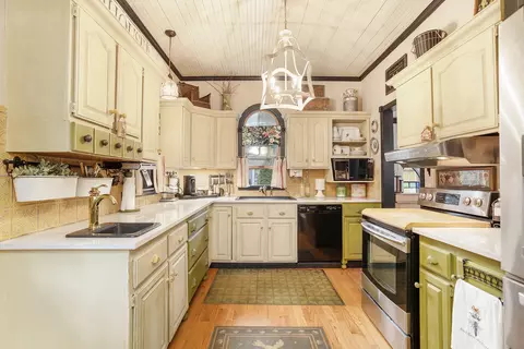 306 N Marshall Ave, Marshall, MI 49068 photo 17