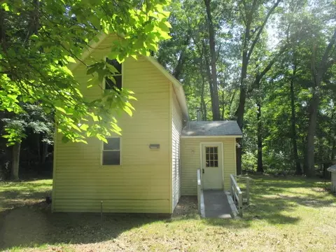 1125 50th St, Fennville, MI 49408