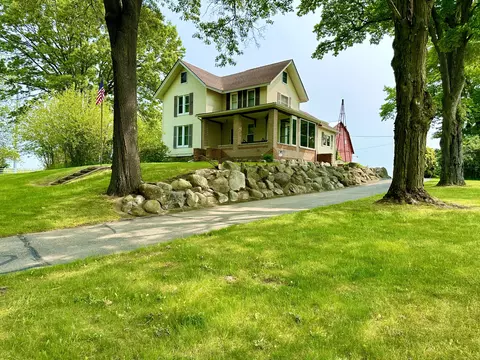 16153 Arnold Rd, Gregory, MI 48137