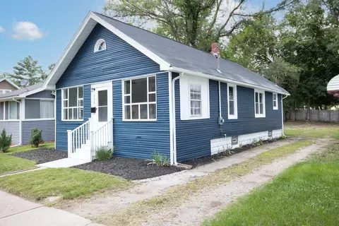 332 E Prospect St, Jackson, MI 49203