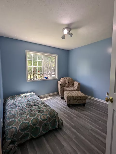 295 E 104th St, Grant, MI 49327 photo 17