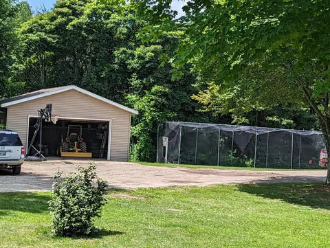 295 E 104th St, Grant, MI 49327 photo 35