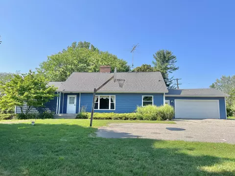 4685 Luce Ave S, Fremont, MI 49412