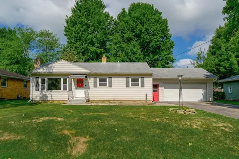 10536 Sudan St, Portage, MI 49002