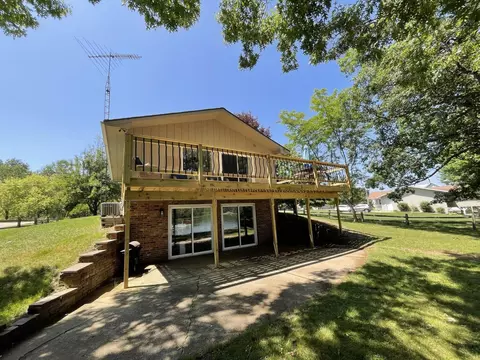 4316 Dawn Dr, Hillsdale, MI 49242
