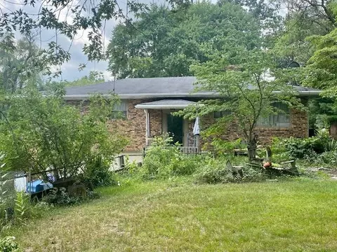 4800 Erie Dr, Buchanan, MI 49107