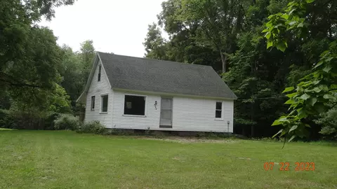 2590 W 3 Mile Rd, White Cloud, MI 49349