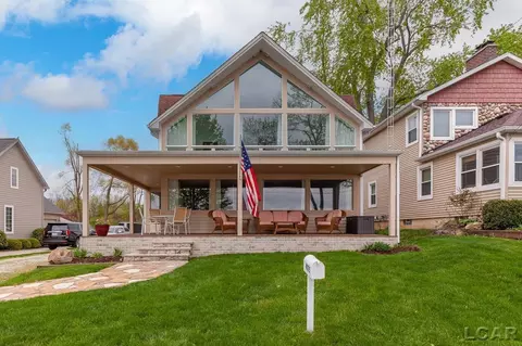 4075 Woerner Rd, Manitou Beach, MI 49253
