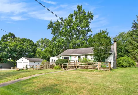 320 Evelyn St, Jackson, MI 49203