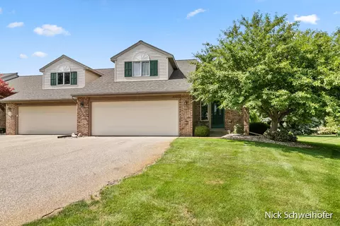 6071 Gleneagle Dr, Hudsonville, MI 49426