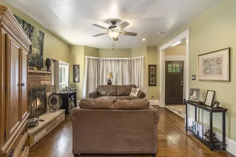320 High St, Marshall, MI 49068 photo 6