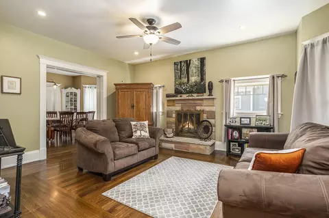 320 High St, Marshall, MI 49068 photo 5