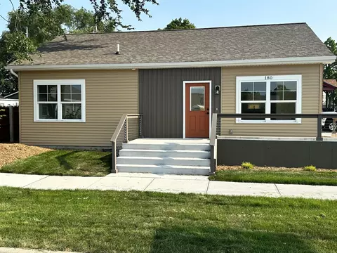 180 Houston Ave, Muskegon, MI 49440