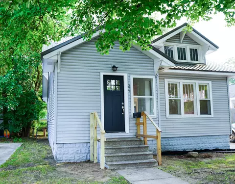 1227 Emerson Ave, Muskegon, MI 49442