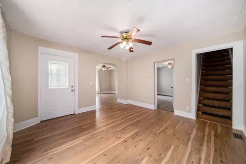 711 Irving St, Jackson, MI 49202 photo 5