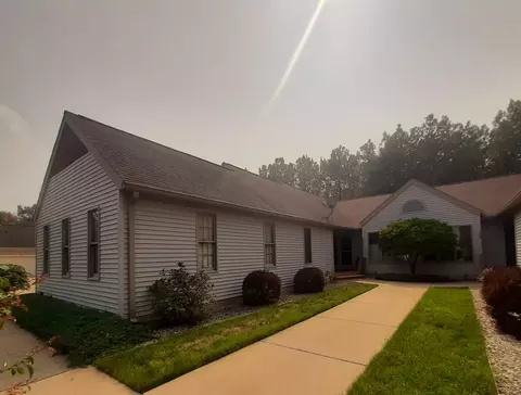 1532 Liberty Ln #16, Hastings, MI 49058