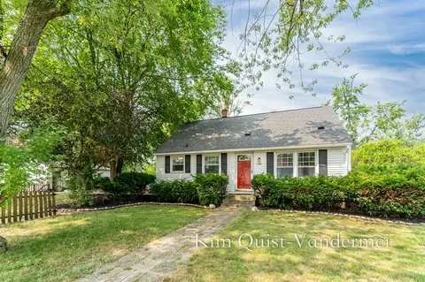 486 Harrison Ave, Holland, MI 49423