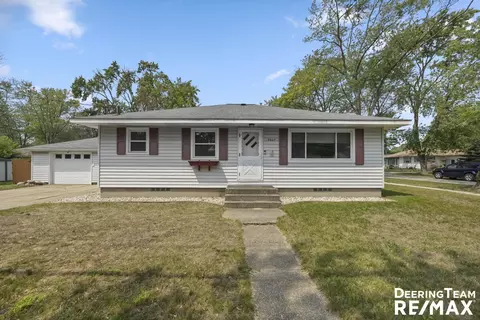 3037 Maple Grove Rd, Muskegon, MI 49441