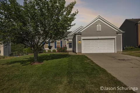 8575 Haystack Dr SE, Caledonia, MI 49316
