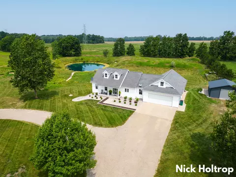 1439 146th Ave, Dorr, MI 49323