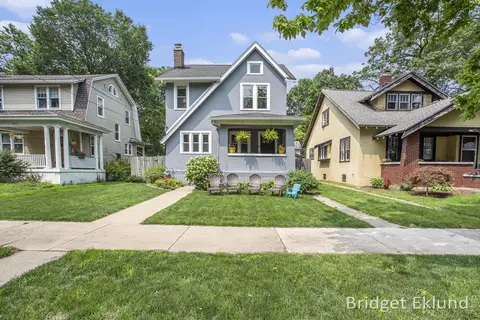 843 Calvin Ave SE, Grand Rapids, MI 49506