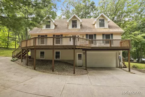 6610 Naontah Trl NE, Rockford, MI 49341