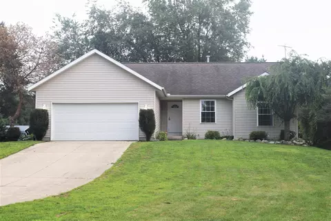 11900 Stultz St NE, Rockford, MI 49341
