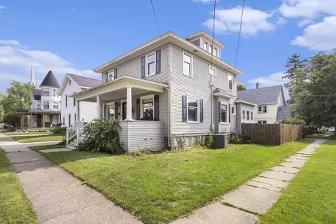 221 S Eagle St, Marshall, MI 49068 photo 4