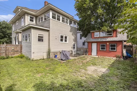 221 S Eagle St, Marshall, MI 49068 photo 5