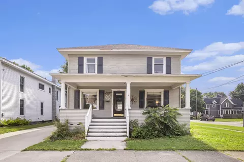 221 S Eagle St, Marshall, MI 49068