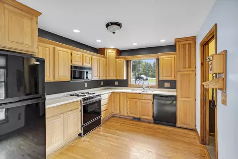 9951 Mccain Rd, Parma, MI 49269 photo 4