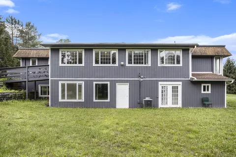 16655 10 Mile Rd, Battle Creek, MI 49014