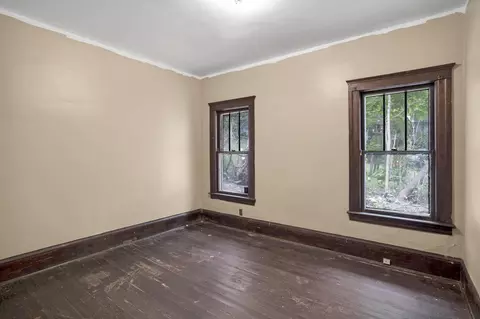 323 Taylor St, Jackson, MI 49202 photo 13