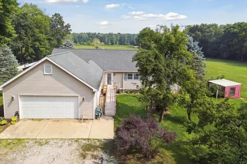 15003 L Dr N, Marshall, MI 49068