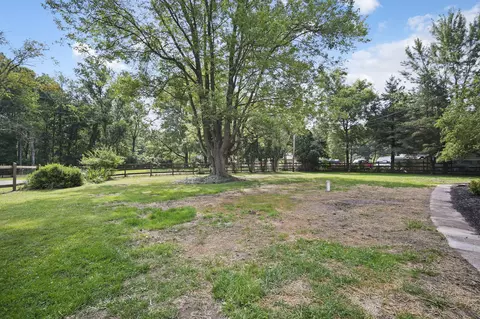 6028 Leora Ln, Jackson, MI 49201 photo 23