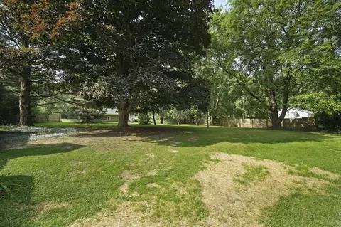 6028 Leora Ln, Jackson, MI 49201 photo 24