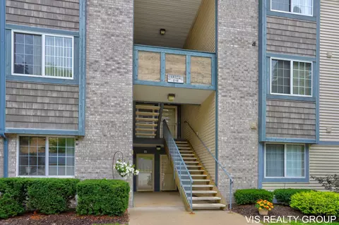 18372 N Ridge Ct #1, Spring Lake, MI 49456