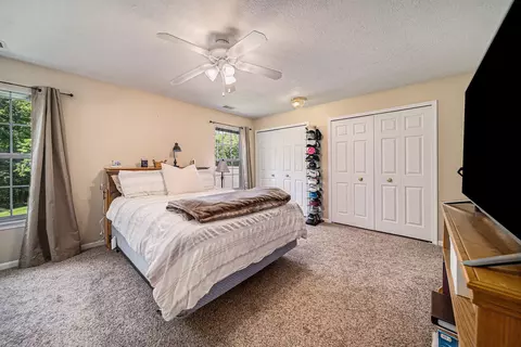 932 Oakbrook Dr, Jackson, MI 49203 photo 8