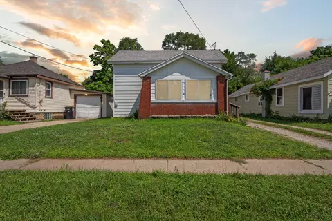249 Abbie St, Wyoming, MI 49548