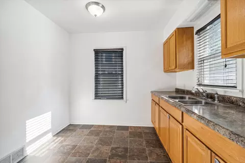 128 Ronald Rd, Jackson, MI 49203 photo 4