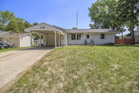 718 S Courtland St, Hart, MI 49420